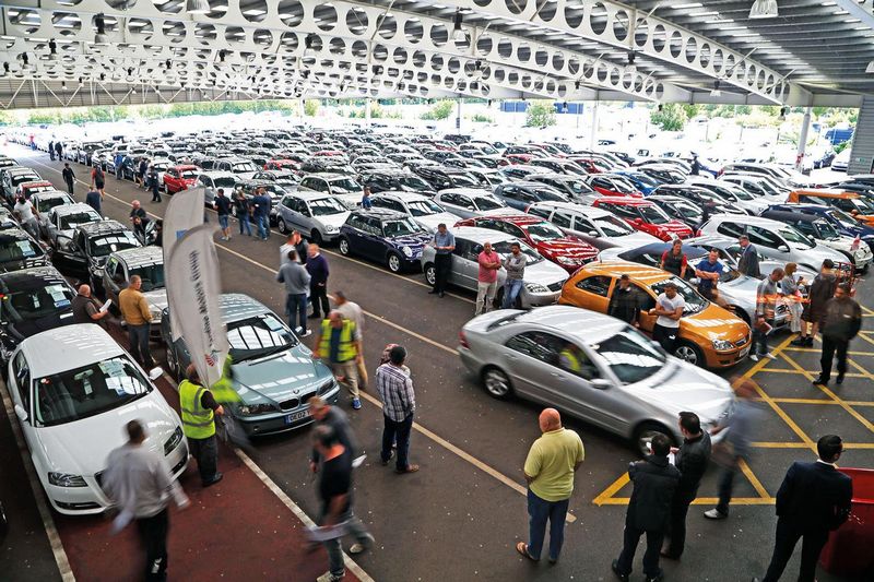 Twój przewodnik po transporcie pojazdu z USA do Polski